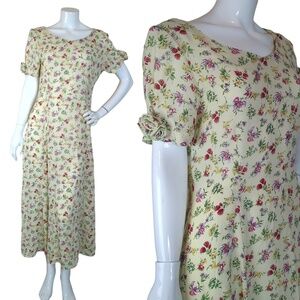 Susan Bristol Vintage Yellow Floral Short Sleeve Maxi Dress